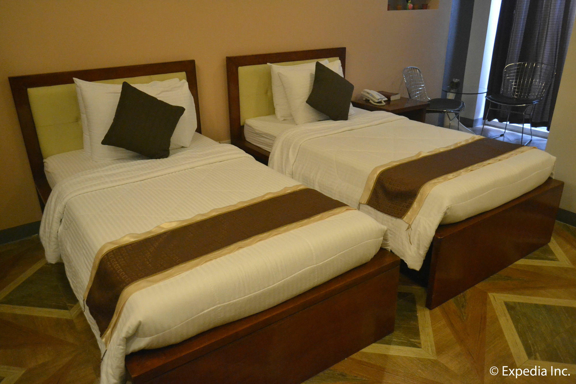 Nao Hotel 따가이따이 외부 사진